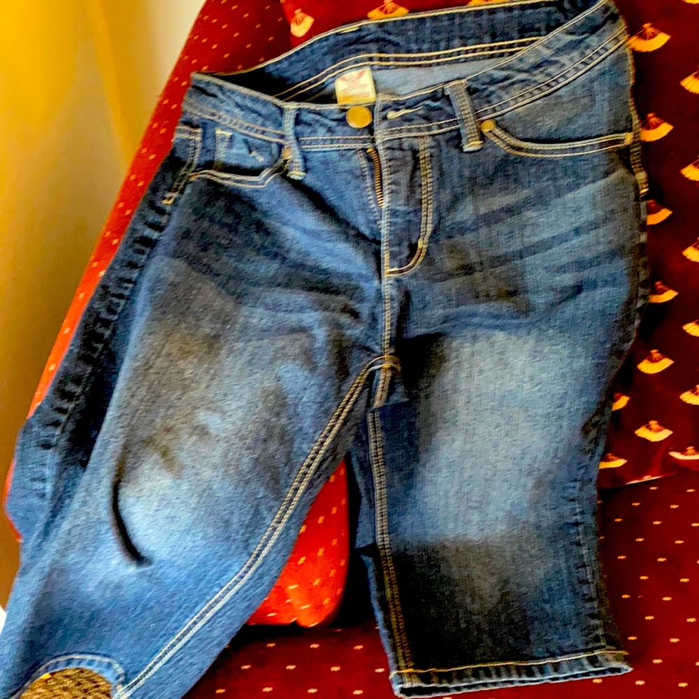 Capris